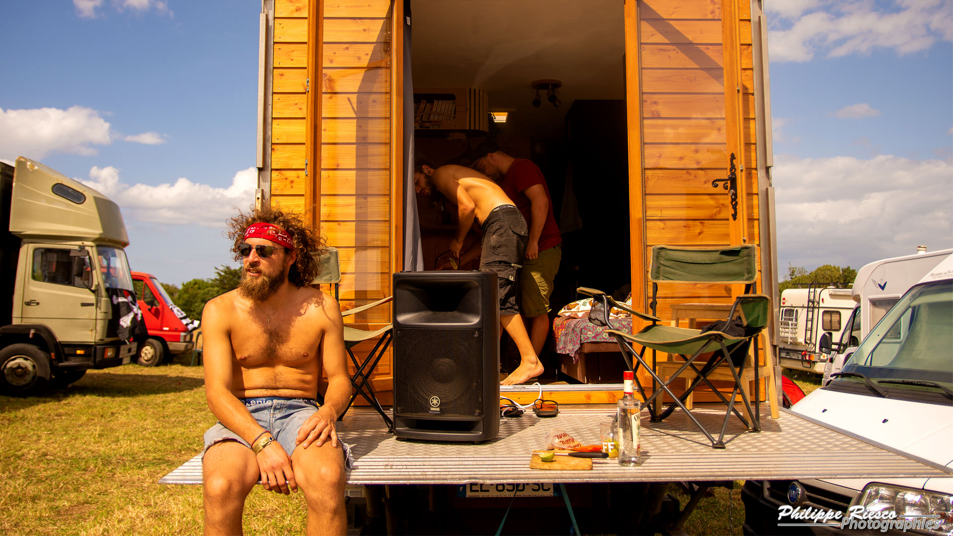 Camping tentes & véhicules aménagés au No Logo BZH
